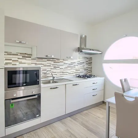 Luci Front House *