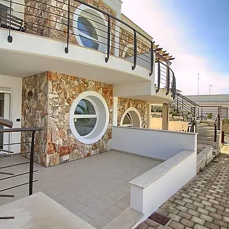 Luci Front House *