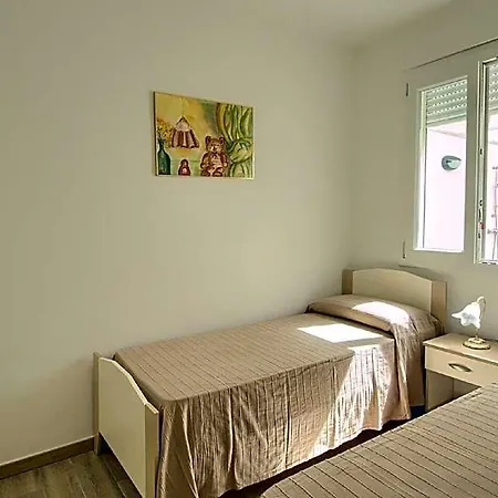 Luci Front House